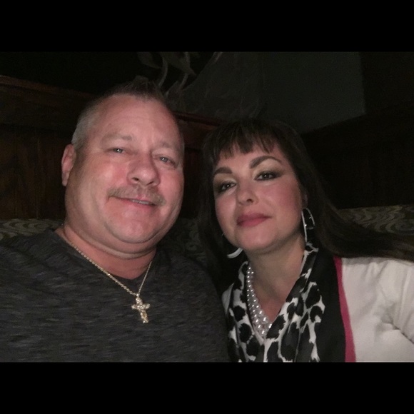 Welcome to Poshmark and 4U2 Closet. I am Darlene. - Picture 7 of 7